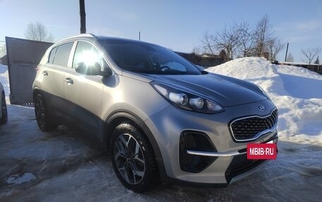 KIA Sportage IV рестайлинг, 2021 год, 2 395 000 рублей, 2 фотография