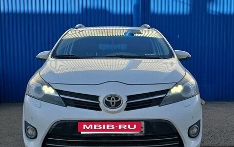 Toyota Verso I, 2014 год, 1 397 000 рублей, 3 фотография