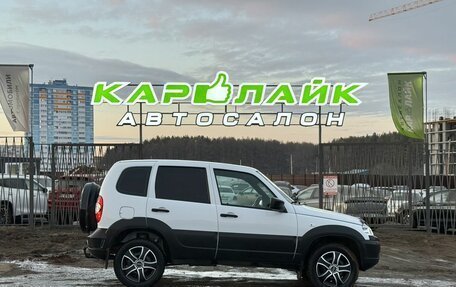 Chevrolet Niva I рестайлинг, 2019 год, 725 000 рублей, 4 фотография