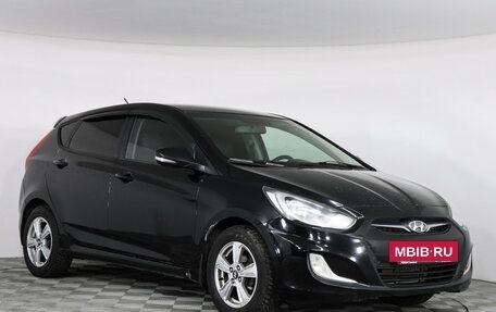 Hyundai Solaris II рестайлинг, 2011 год, 647 000 рублей, 2 фотография
