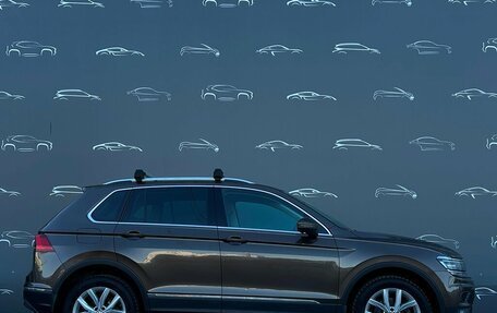 Volkswagen Tiguan II, 2019 год, 2 938 500 рублей, 11 фотография