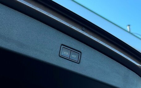 Volkswagen Tiguan II, 2019 год, 2 938 500 рублей, 14 фотография