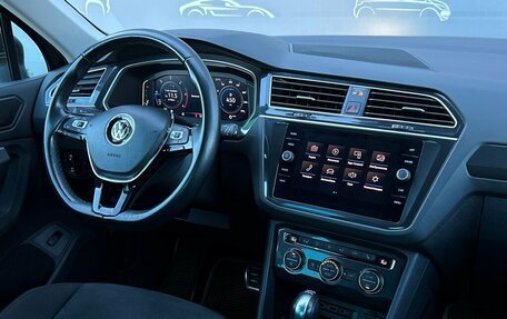 Volkswagen Tiguan II, 2019 год, 2 938 500 рублей, 15 фотография