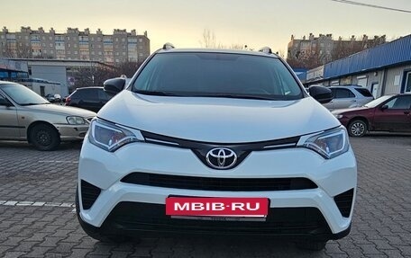 Toyota RAV4, 2016 год, 2 200 000 рублей, 2 фотография