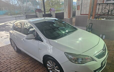 Opel Astra J, 2011 год, 800 000 рублей, 12 фотография