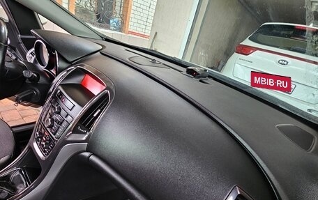 Opel Astra J, 2011 год, 800 000 рублей, 13 фотография