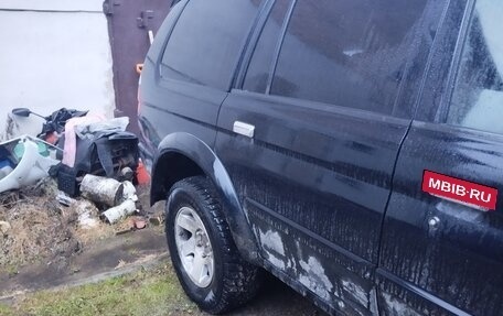 Mitsubishi Pajero Sport II рестайлинг, 2004 год, 550 000 рублей, 3 фотография