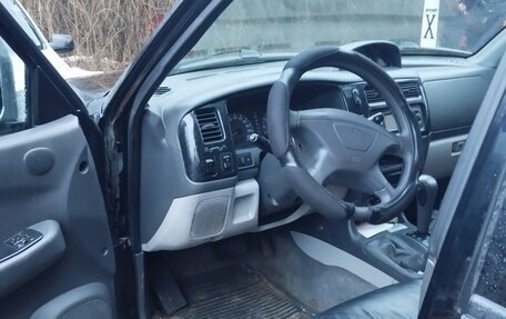 Mitsubishi Pajero Sport II рестайлинг, 2004 год, 550 000 рублей, 19 фотография