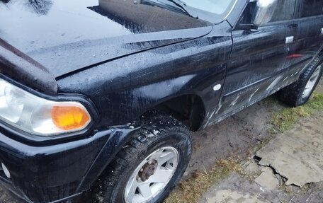 Mitsubishi Pajero Sport II рестайлинг, 2004 год, 550 000 рублей, 25 фотография