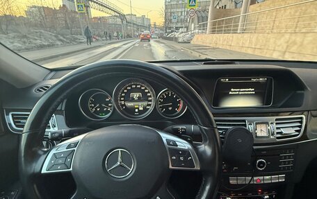 Mercedes-Benz E-Класс, 2015 год, 1 620 000 рублей, 8 фотография