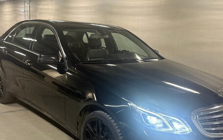 Mercedes-Benz E-Класс, 2015 год, 1 620 000 рублей, 14 фотография