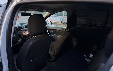 Renault Sandero II рестайлинг, 2017 год, 920 000 рублей, 7 фотография