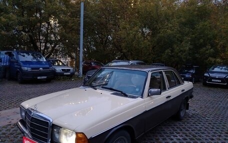 Mercedes-Benz W123, 1985 год, 390 000 рублей, 3 фотография