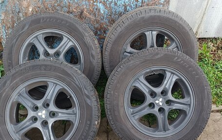 Mitsubishi Outlander III рестайлинг 3, 2004 год, 650 000 рублей, 9 фотография