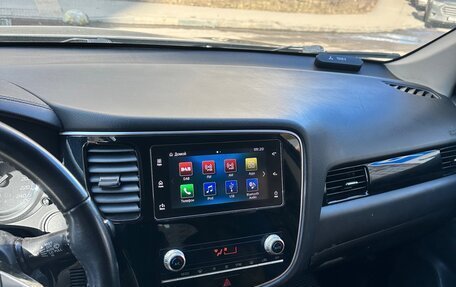 Mitsubishi Outlander III рестайлинг 3, 2021 год, 2 050 000 рублей, 4 фотография