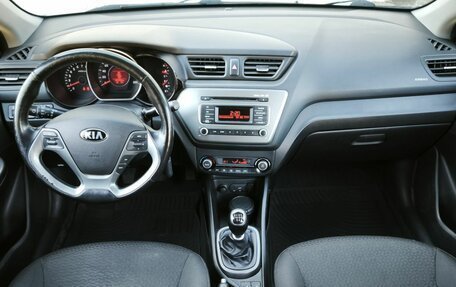 KIA Rio III рестайлинг, 2016 год, 1 025 000 рублей, 17 фотография