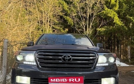 Toyota Land Cruiser 200, 2009 год, 2 999 999 рублей, 1 фотография