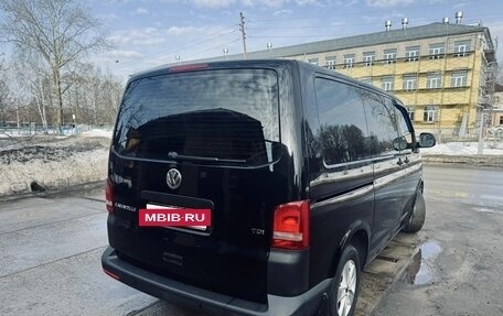 Volkswagen Caravelle T5, 2014 год, 2 600 000 рублей, 5 фотография