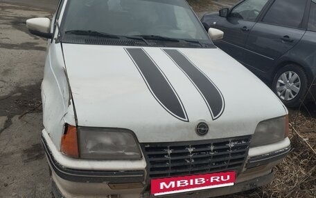 Opel Kadett E рестайлинг, 1986 год, 60 000 рублей, 6 фотография