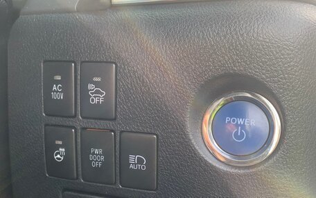 Toyota Vellfire II, 2015 год, 3 600 000 рублей, 11 фотография