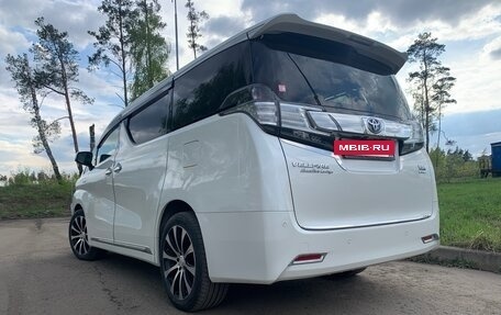 Toyota Vellfire II, 2015 год, 3 600 000 рублей, 8 фотография