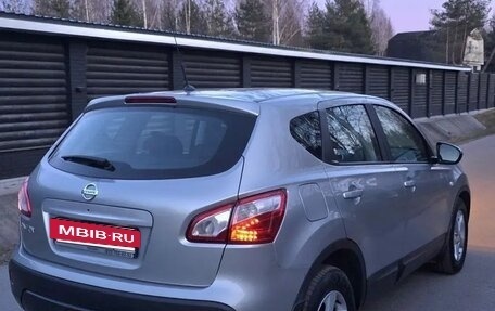 Nissan Qashqai, 2011 год, 890 000 рублей, 4 фотография