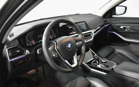 BMW 3 серия, 2021 год, 3 490 000 рублей, 10 фотография