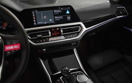 BMW 3 серия, 2021 год, 3 490 000 рублей, 21 фотография