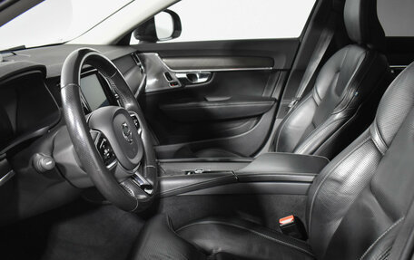 Volvo V90 Cross Country I рестайлинг, 2018 год, 2 940 000 рублей, 10 фотография