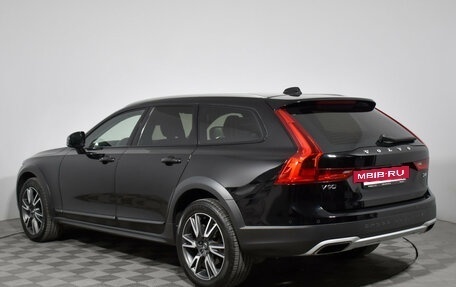Volvo V90 Cross Country I рестайлинг, 2018 год, 2 940 000 рублей, 7 фотография
