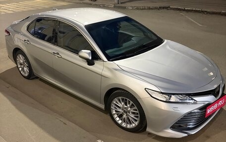 Toyota Camry, 2020 год, 3 950 000 рублей, 3 фотография