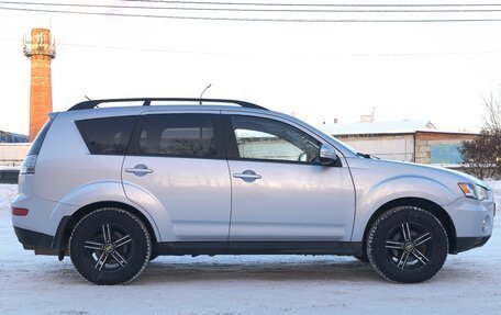 Mitsubishi Outlander III рестайлинг 3, 2011 год, 1 100 000 рублей, 4 фотография