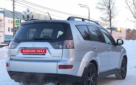 Mitsubishi Outlander III рестайлинг 3, 2011 год, 1 100 000 рублей, 7 фотография