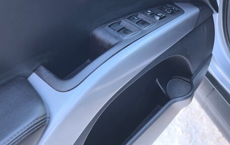 Mitsubishi Outlander III рестайлинг 3, 2011 год, 1 100 000 рублей, 20 фотография