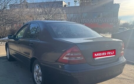 Mercedes-Benz C-Класс, 2001 год, 420 000 рублей, 6 фотография