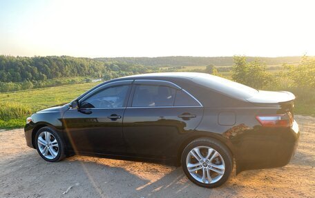 Toyota Camry, 2010 год, 900 000 рублей, 5 фотография