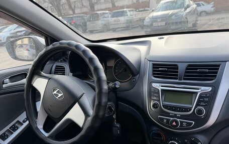 Hyundai Solaris II рестайлинг, 2013 год, 910 000 рублей, 6 фотография
