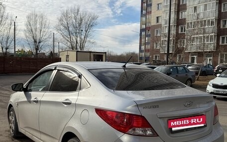 Hyundai Solaris II рестайлинг, 2013 год, 910 000 рублей, 4 фотография