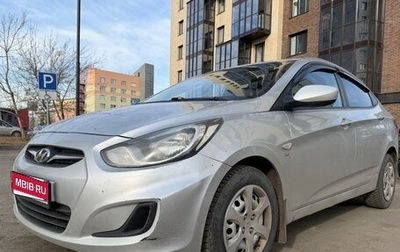 Hyundai Solaris II рестайлинг, 2013 год, 910 000 рублей, 1 фотография