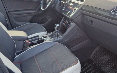 Volkswagen Tiguan II, 2021 год, 3 830 000 рублей, 8 фотография