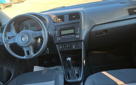 Volkswagen Polo VI (EU Market), 2012 год, 700 000 рублей, 13 фотография