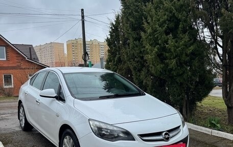 Opel Astra J, 2014 год, 850 000 рублей, 3 фотография