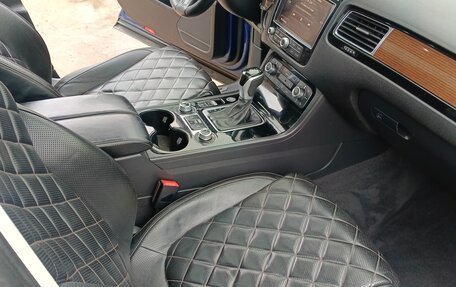 Volkswagen Touareg III, 2016 год, 3 250 000 рублей, 16 фотография