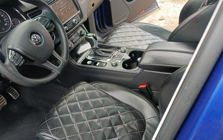 Volkswagen Touareg III, 2016 год, 3 250 000 рублей, 17 фотография