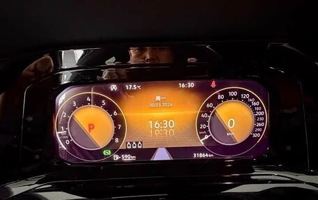 Volkswagen Golf VIII, 2022 год, 2 100 000 рублей, 11 фотография