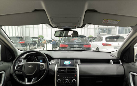 Land Rover Discovery Sport I рестайлинг, 2019 год, 2 750 000 рублей, 18 фотография