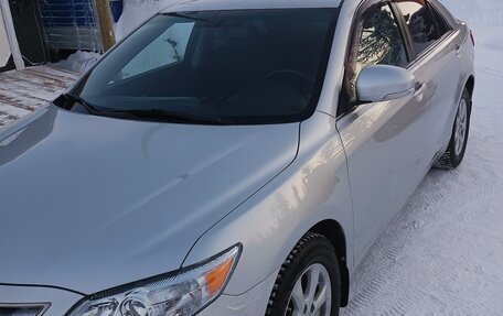 Toyota Camry, 2011 год, 1 200 000 рублей, 4 фотография