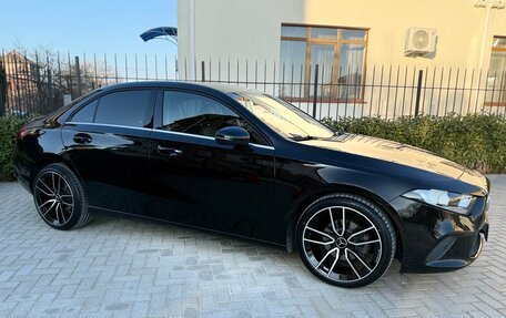 Mercedes-Benz A-Класс, 2020 год, 2 700 000 рублей, 12 фотография