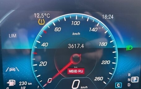 Mercedes-Benz A-Класс, 2020 год, 2 700 000 рублей, 17 фотография