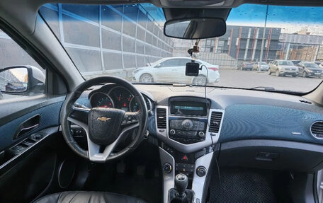 Chevrolet Cruze II, 2011 год, 400 000 рублей, 6 фотография